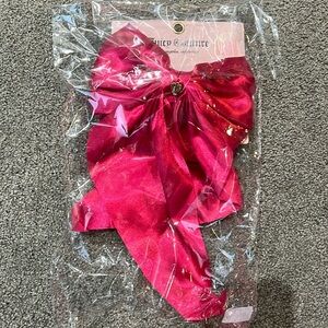 (42) NWT juicy couture bow claw clip